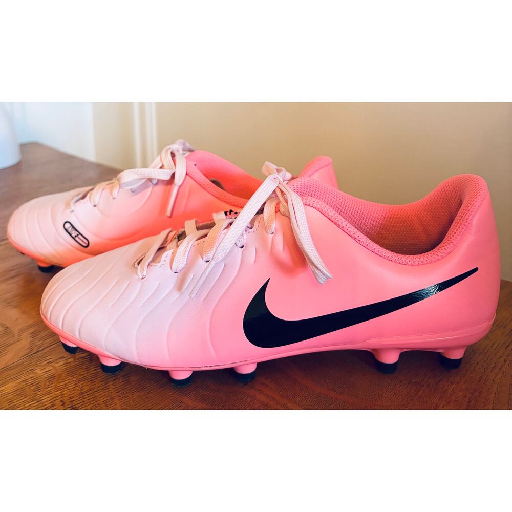 Nike Junior Tiempo Legend 10 Club FG Soccer Cleats, Size 5.5